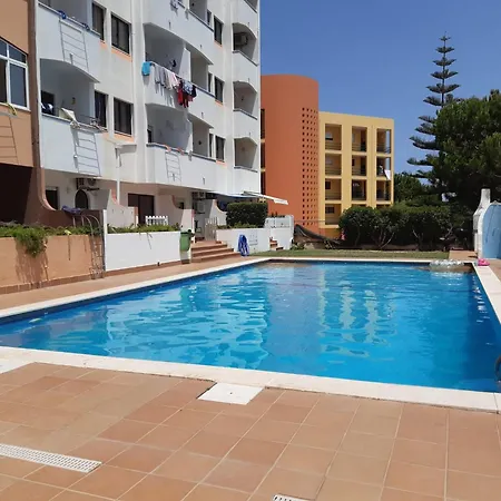 Amazing Balcony Pool View In Αλμπουφέιρα