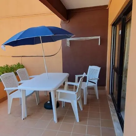 Amazing Balcony Pool View In Lejlighed *